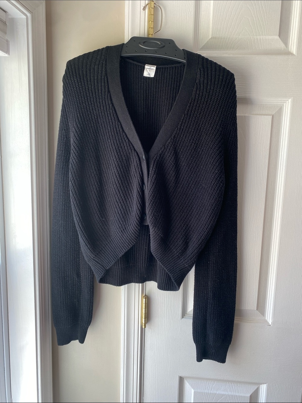Melrose and Market Black Cropped V-Neck Cardigan